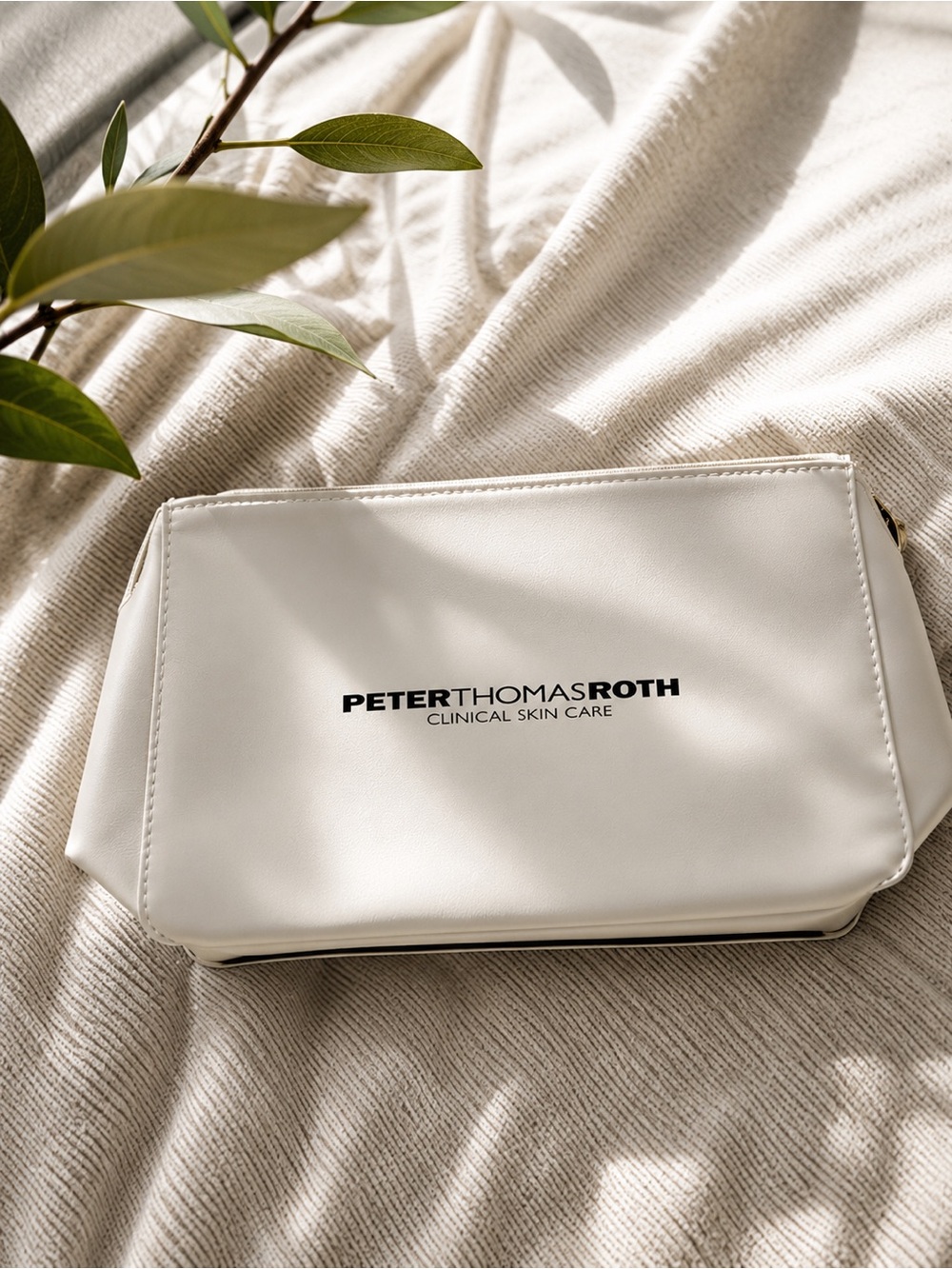 Peter Thomas Roth Cream Toiletry Pouch with Black Logo new